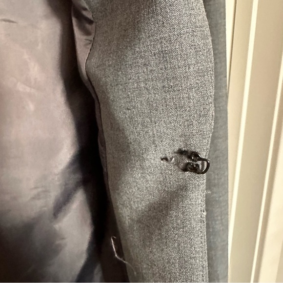 Tahari Grey Blazer - Picture 8 of 11